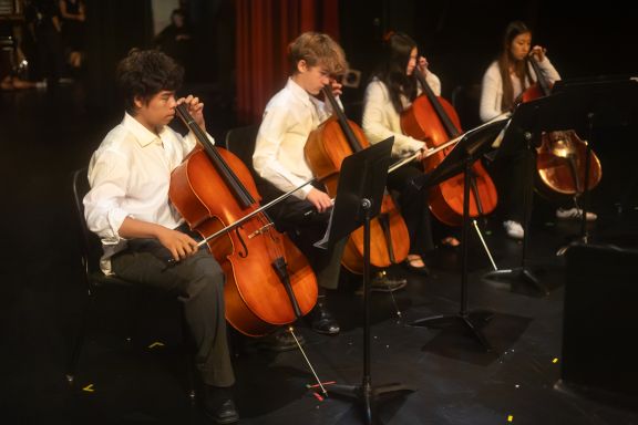 private school arts - music